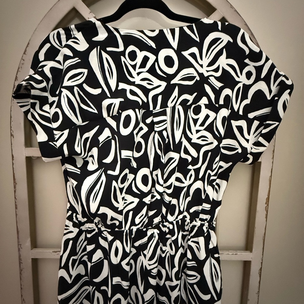 Black & White Abstract Print Women's Jumper